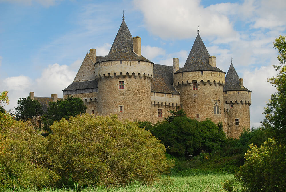 Château vue du circuit sur les pas de nos ducs